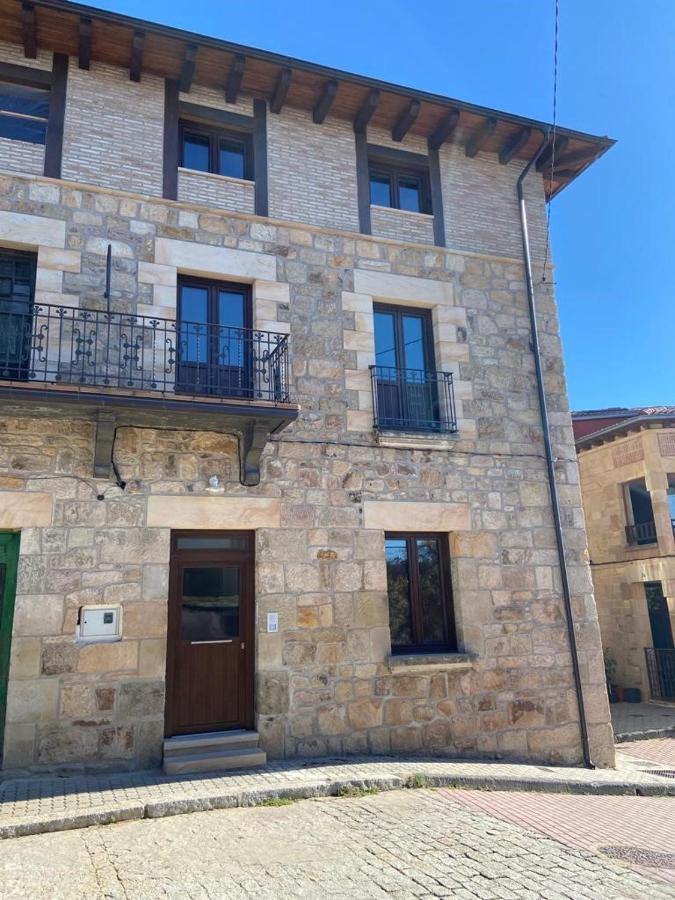 Apartamentos Rurales La Plaza 2 Duruelo de la Sierra Exterior foto