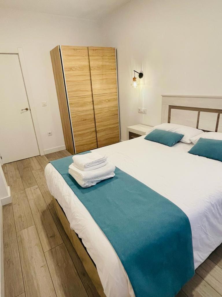 Apartamentos Rurales La Plaza 2 Duruelo de la Sierra Exterior foto
